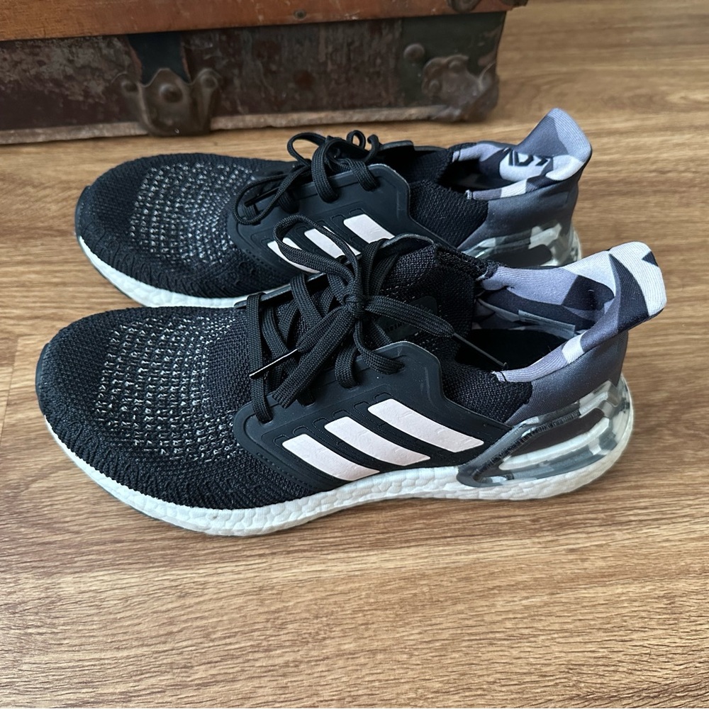Adidas Ultraboost Sneakers